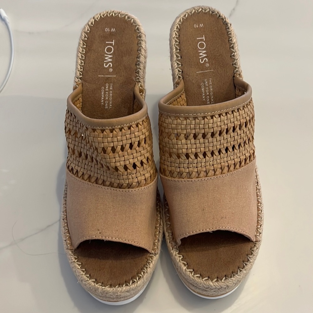 Tom’s wedges
